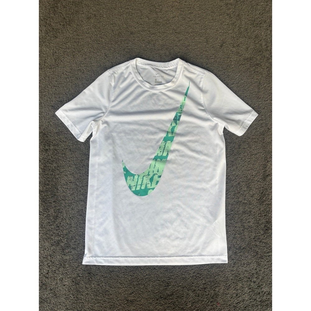 Nike Dri-FIT White Graphic Swoosh T-Shirt Mens Size M Short Sleeve Athletic Tee